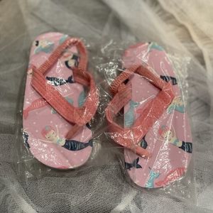 Girls sandals